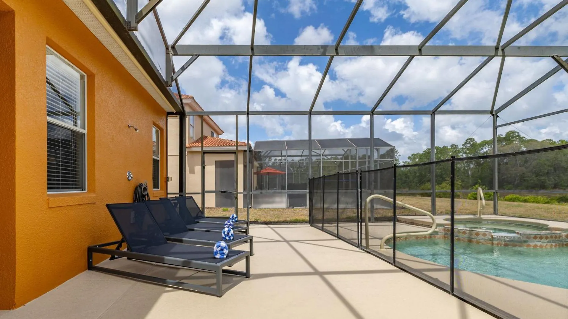 5 Bedroom Home Watersong Resort Davenport United States