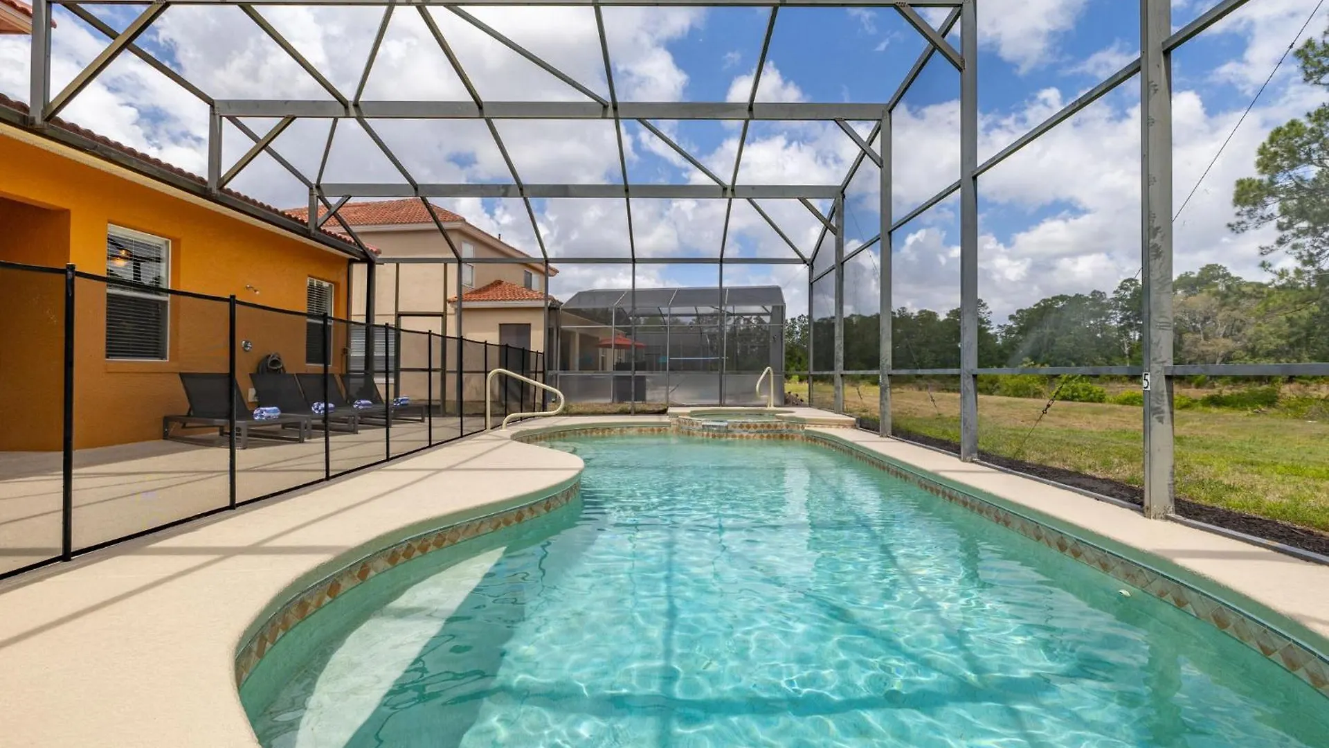 5 Bedroom Home Watersong Resort Davenport